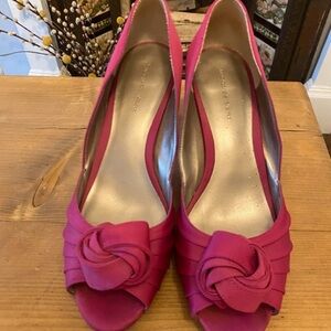 Chic Magenta Peep-Toe Heels